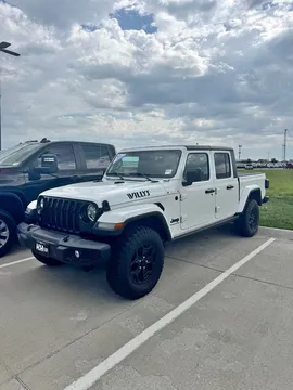 2023 Jeep Gladiator Willys Pickup 4D 5 ft