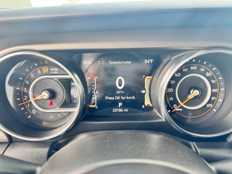 2023 Jeep JT Gladiator - Image 14 of 17