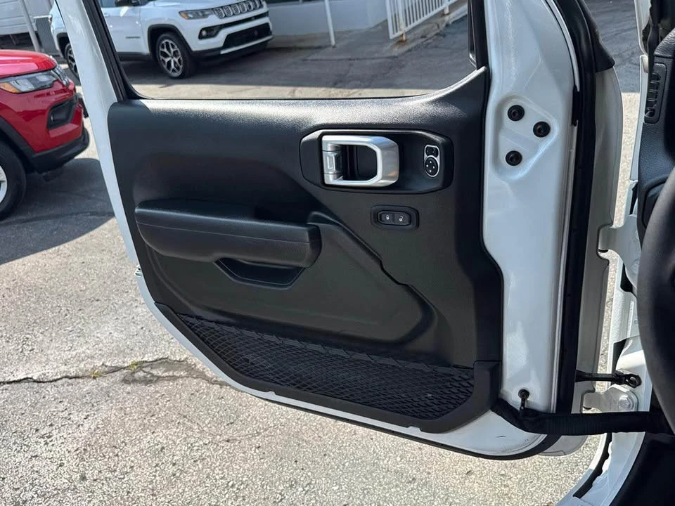 2023 Jeep JT Gladiator - Image 12 of 15