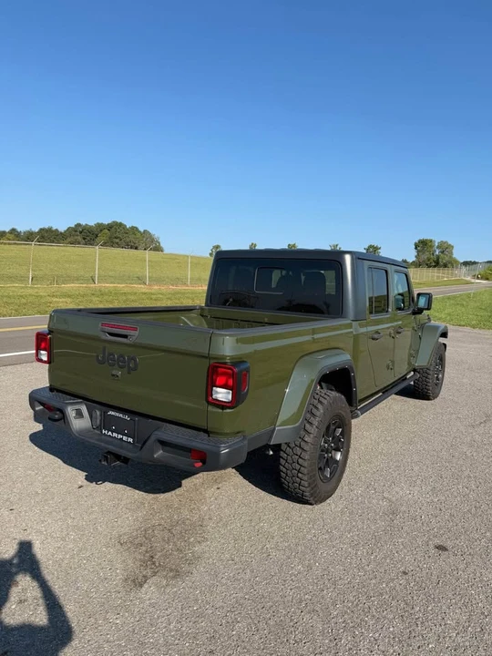 2023 Jeep JT Gladiator - Image 3 of 12