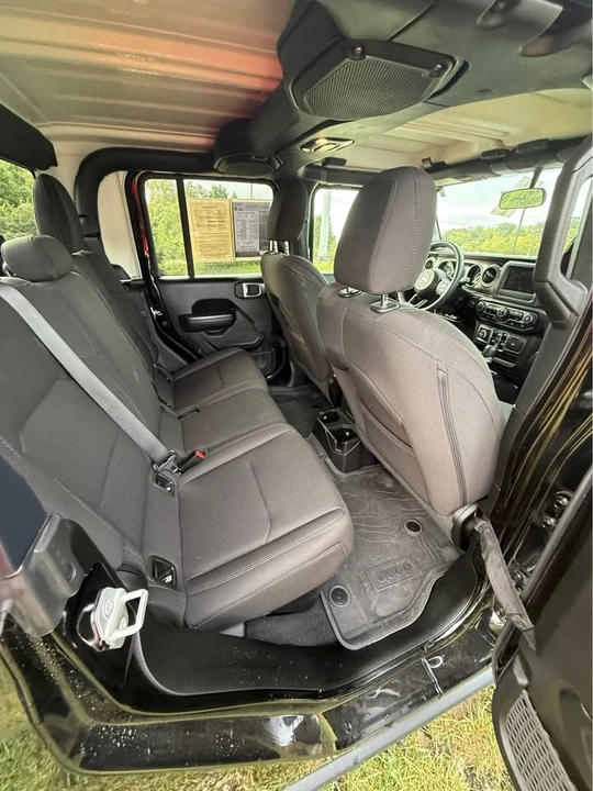 2023 Jeep JT Gladiator - Image 10 of 10