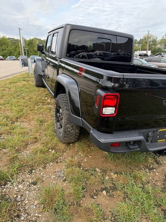 2023 Jeep JT Gladiator - Image 4 of 10