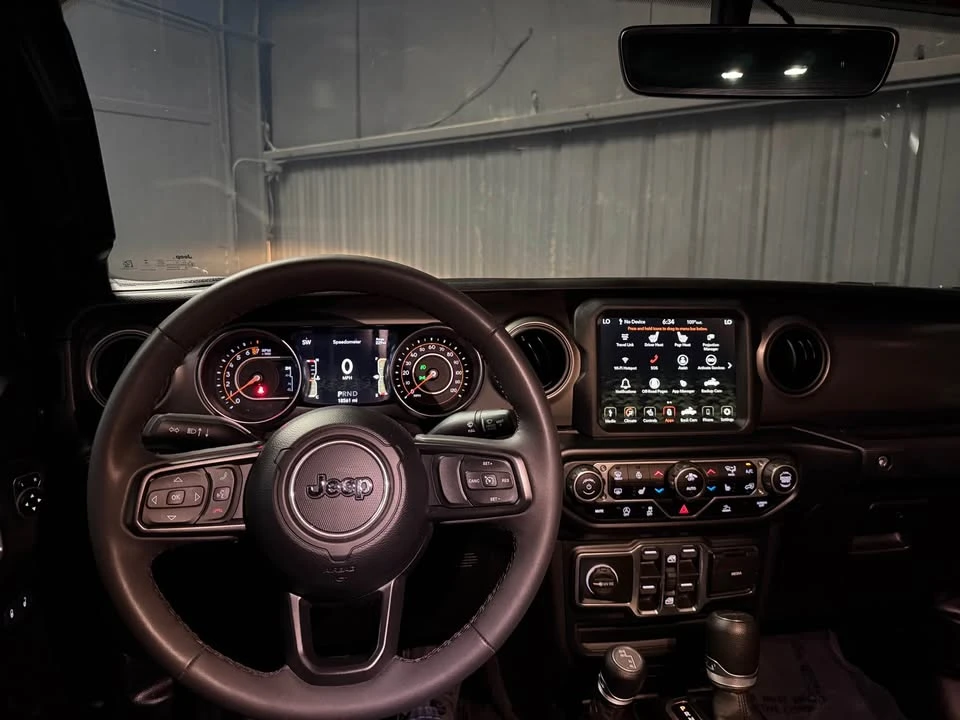 2023 Jeep JT Gladiator - Image 11 of 12