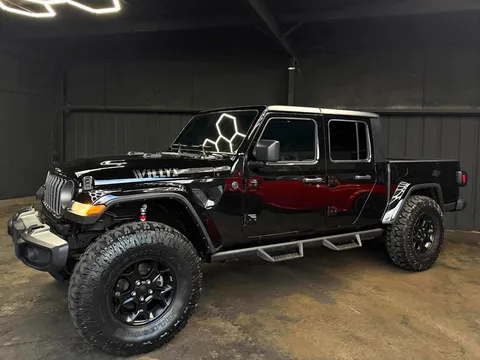 2023 Jeep Gladiator Willys Pickup 4D 5 ft