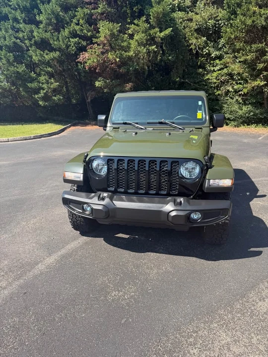 2023 Jeep JT Gladiator - Image 2 of 13
