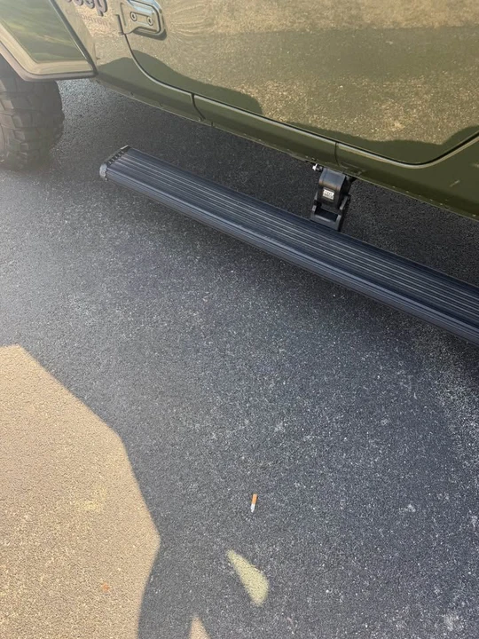 2023 Jeep JT Gladiator - Image 8 of 13