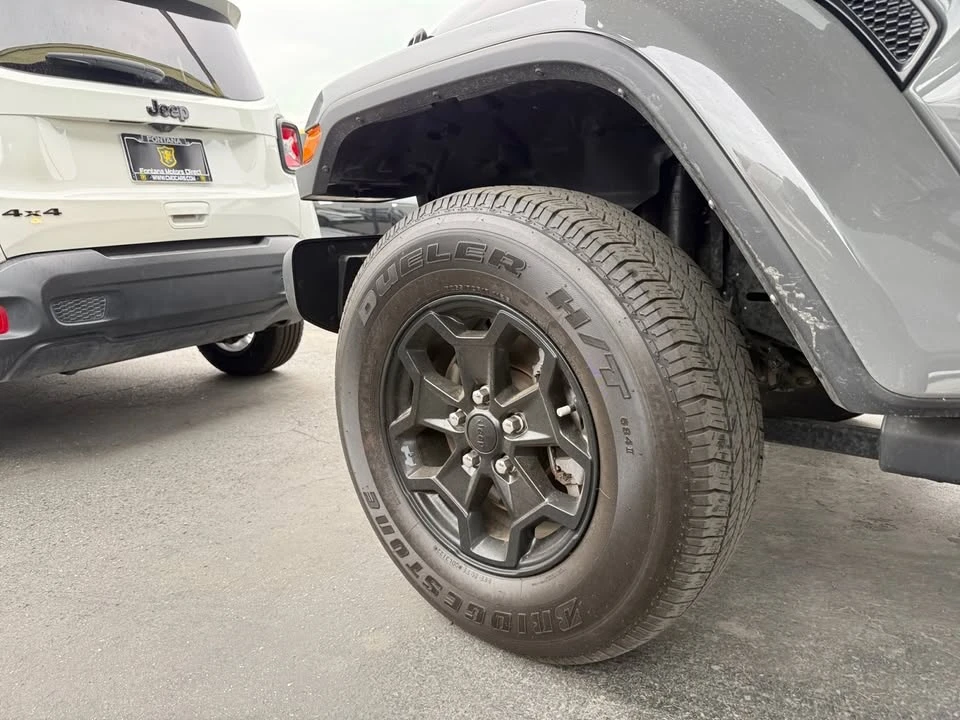 2023 Jeep JT Gladiator - Image 16 of 20