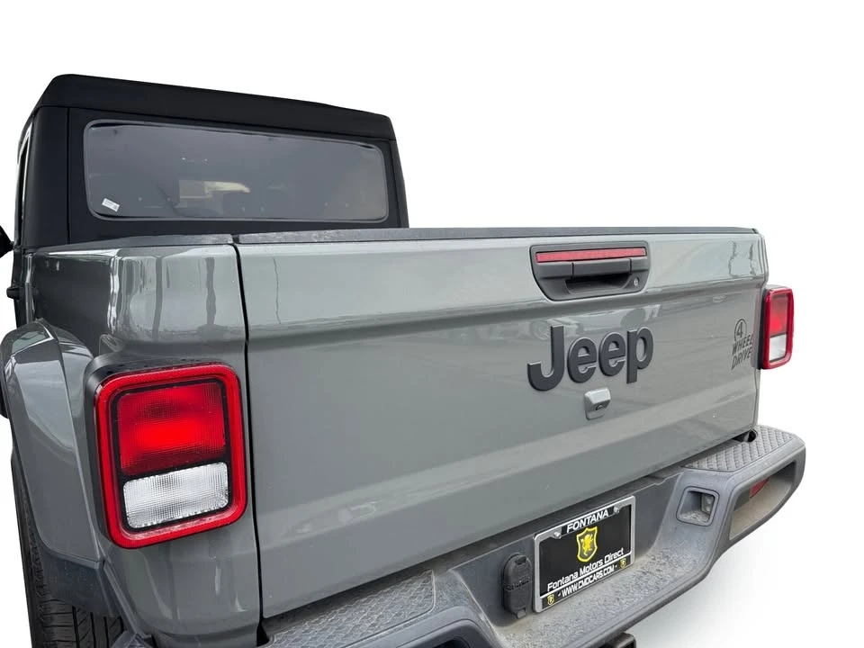 2023 Jeep JT Gladiator - Image 13 of 20