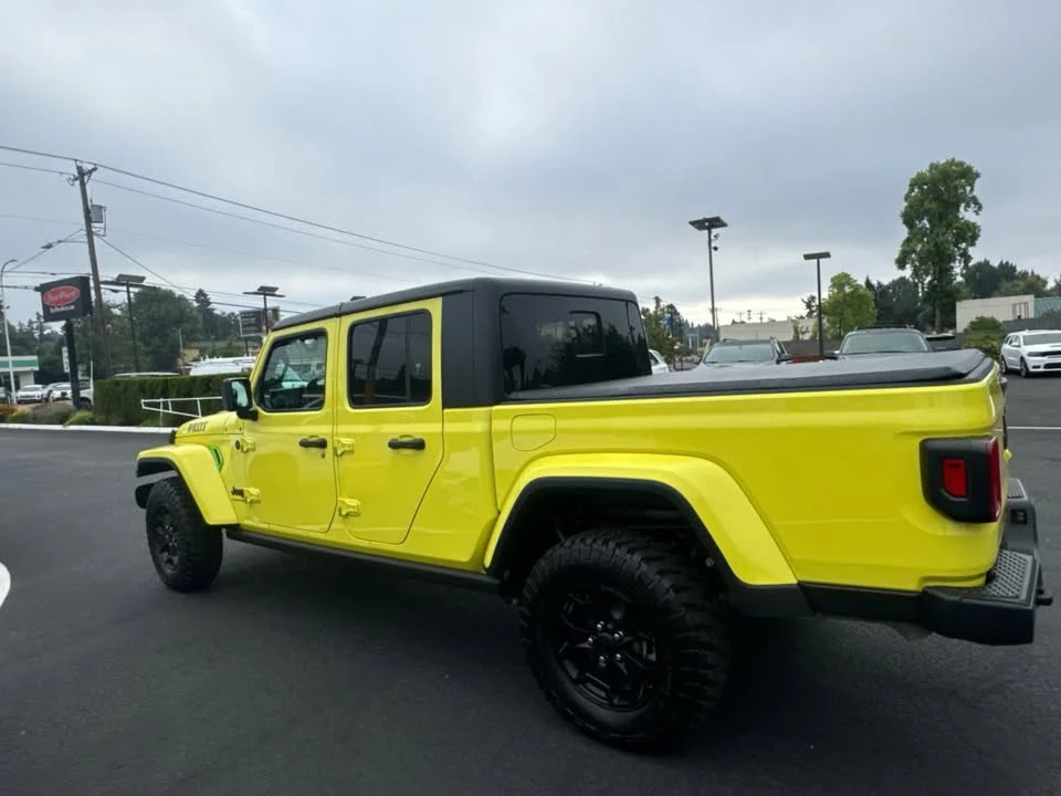 2023 Jeep JT Gladiator - Image 14 of 20