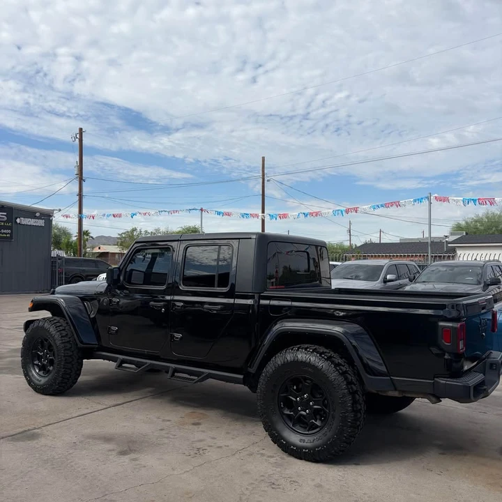2023 Jeep JT Gladiator - Image 5 of 7