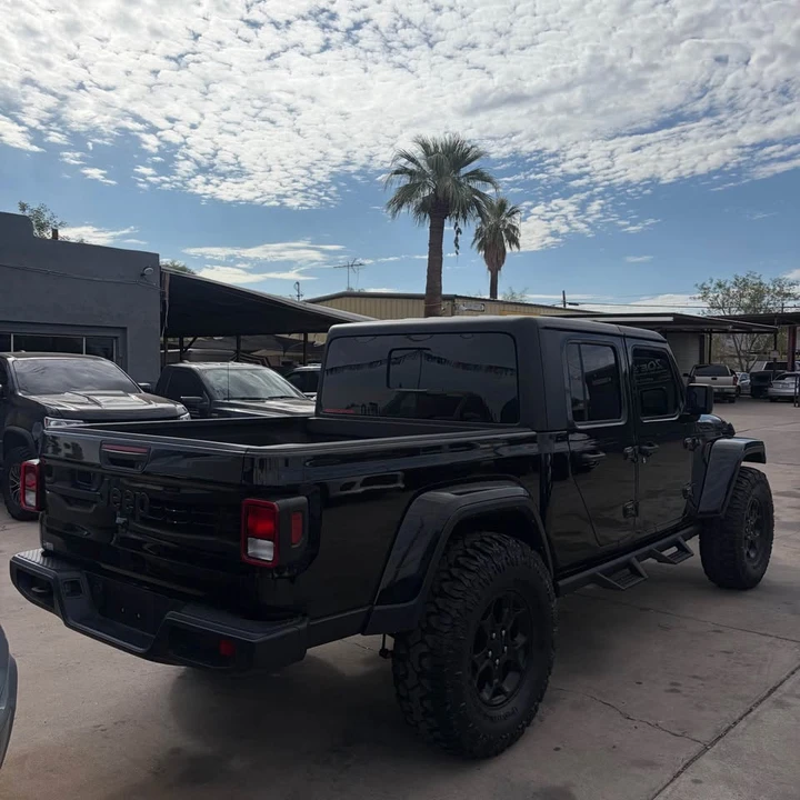 2023 Jeep JT Gladiator - Image 4 of 7