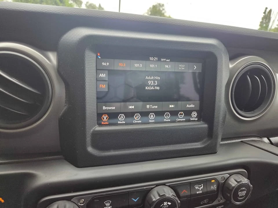 2023 Jeep JT Gladiator - Image 14 of 17