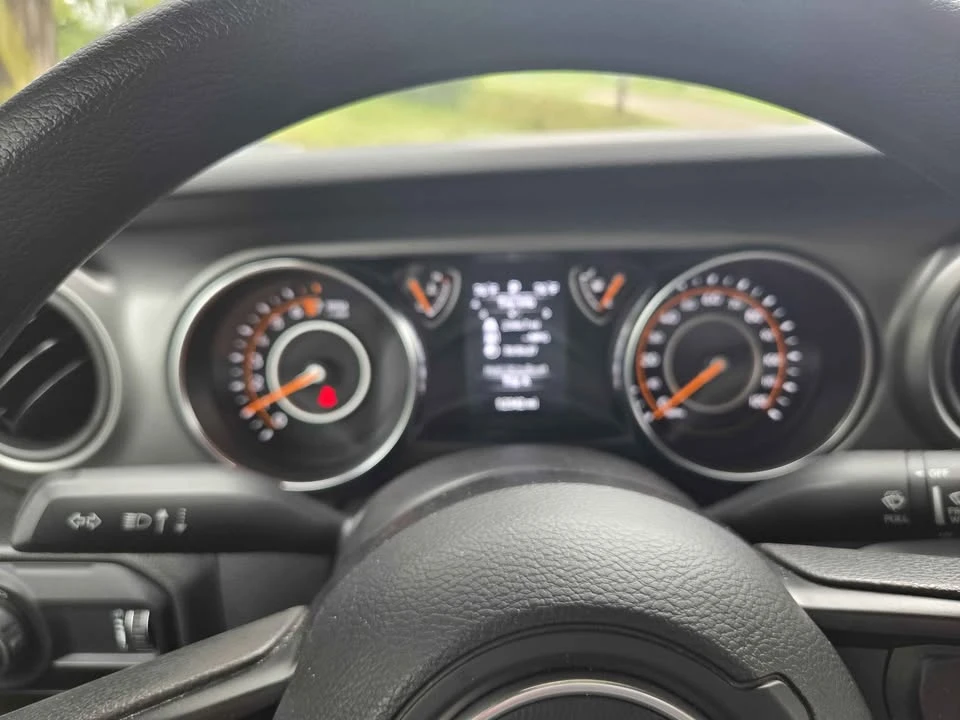 2023 Jeep JT Gladiator - Image 12 of 17
