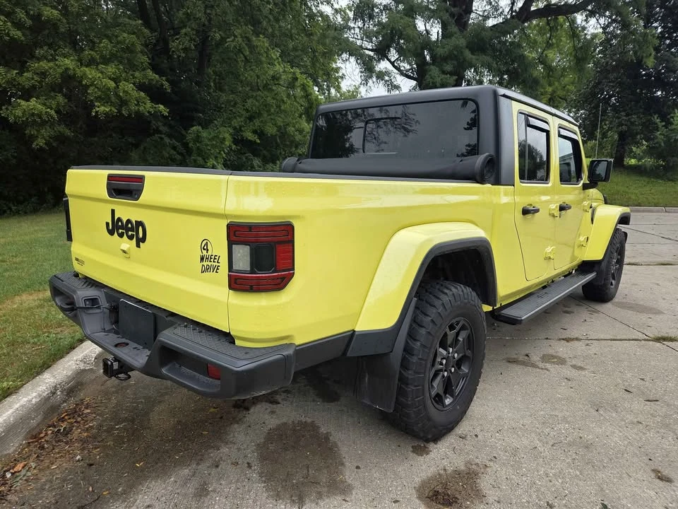 2023 Jeep JT Gladiator - Image 5 of 17
