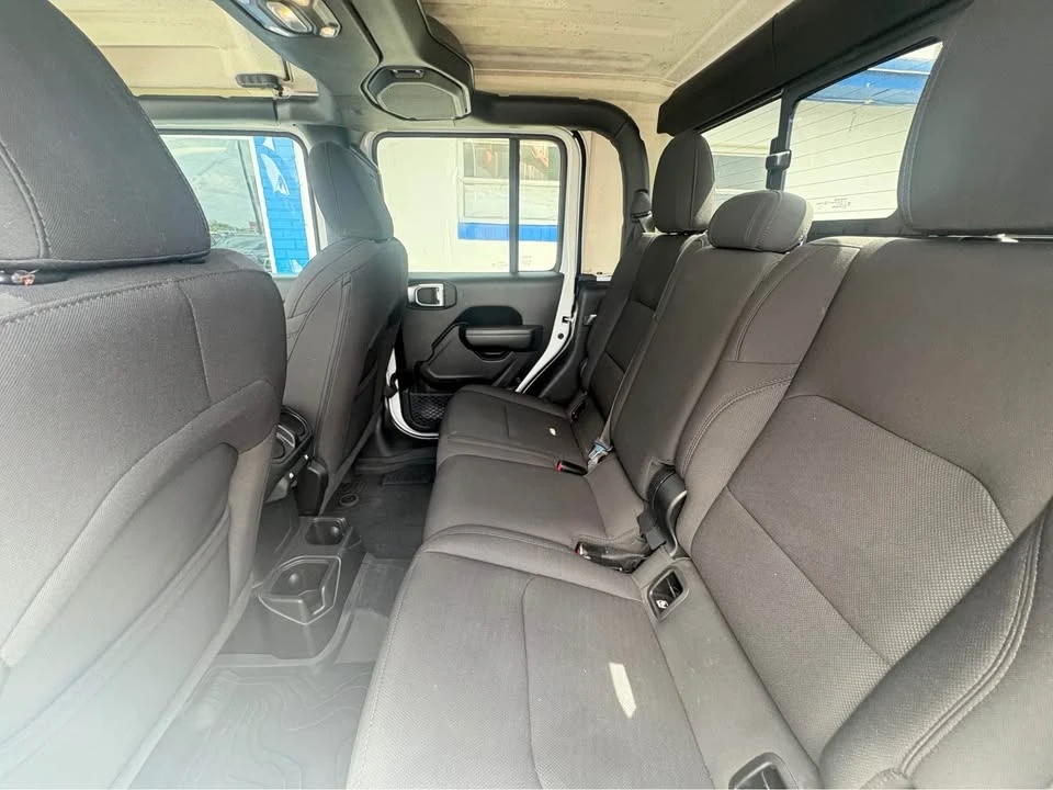 2023 Jeep JT Gladiator - Image 11 of 19
