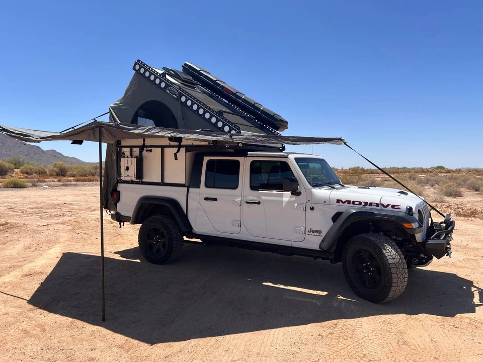 2023 Jeep Gladiator - Image 7 of 17