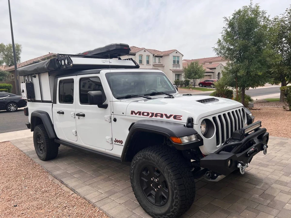 2023 Jeep Gladiator - Image 3 of 20