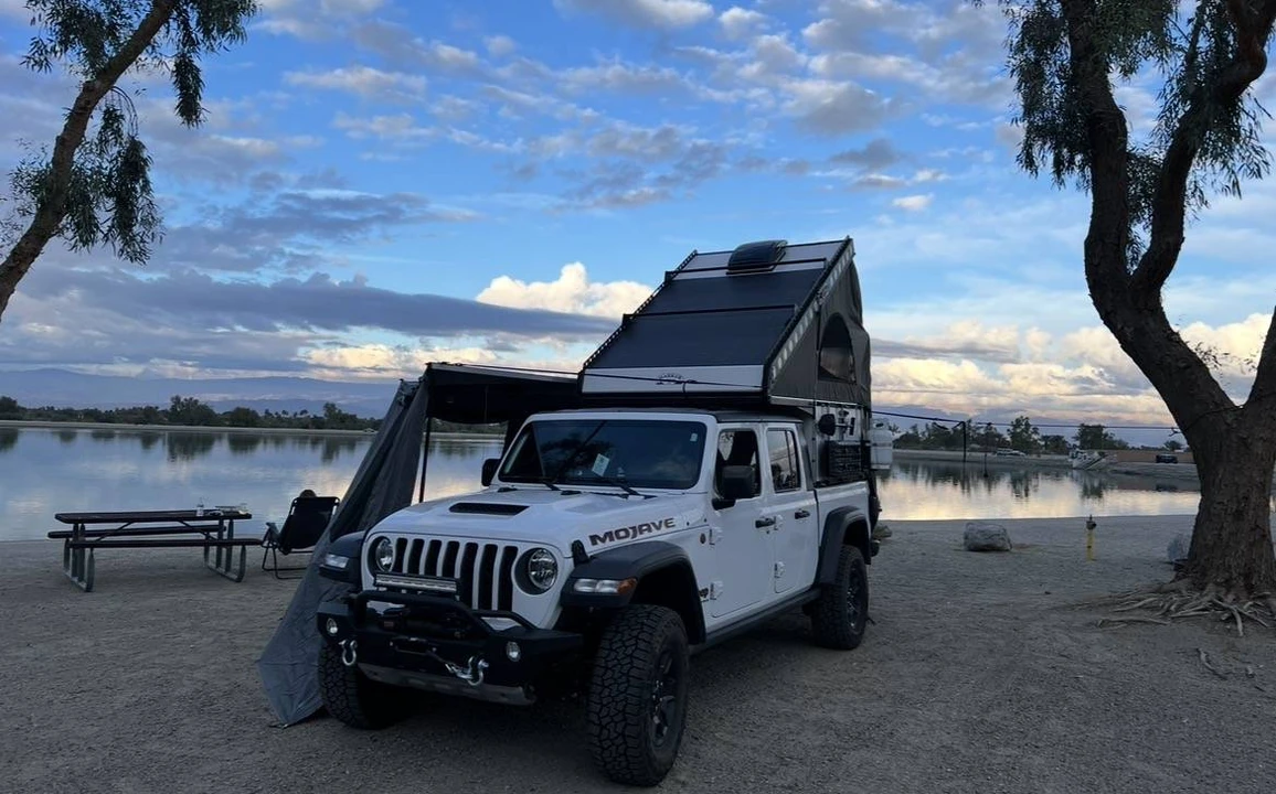 2023 Jeep Gladiator - Image 17 of 20