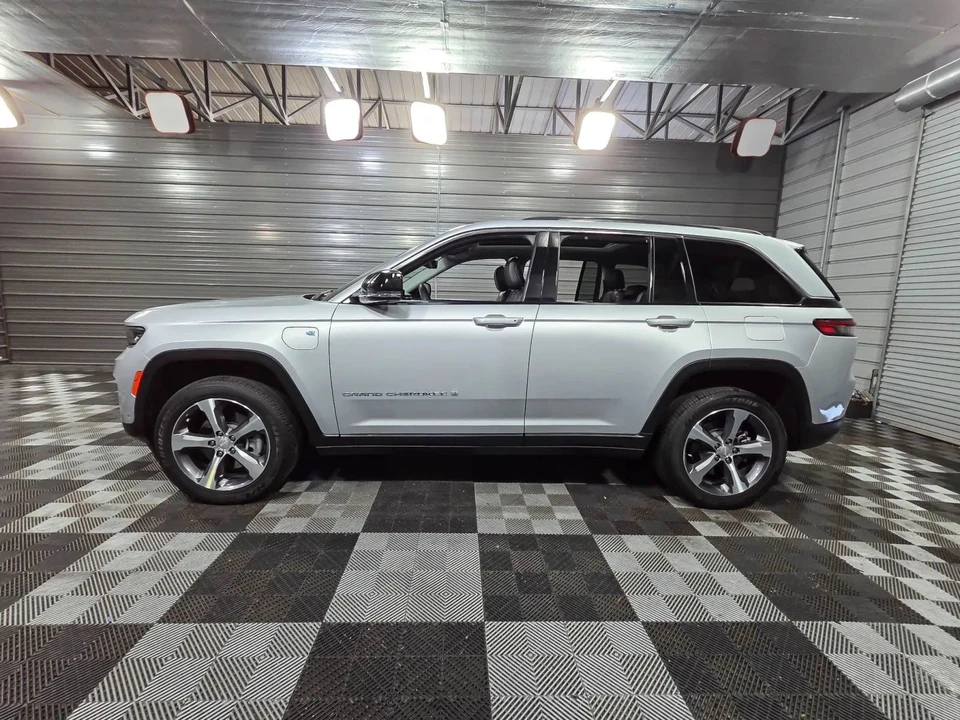 2023 Jeep WL Grand Cherokee - Image 8 of 12