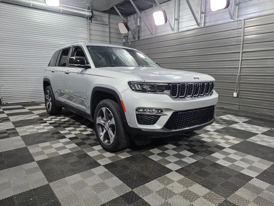 2023 Jeep WL Grand Cherokee - Image 4 of 12