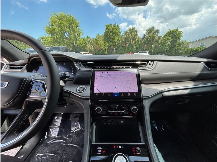 2023 Jeep WL Grand Cherokee - Image 11 of 21