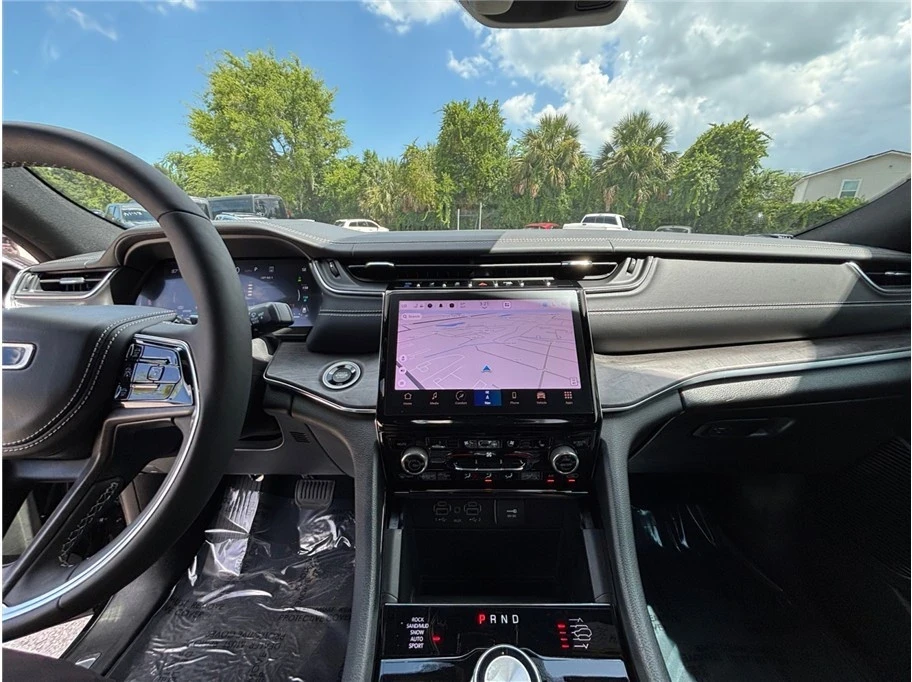2023 Jeep WL Grand Cherokee - Image 11 of 21