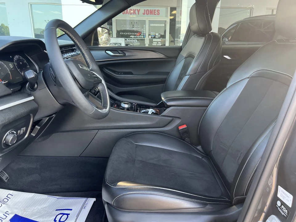 2023 Jeep WL Grand Cherokee - Image 17 of 29