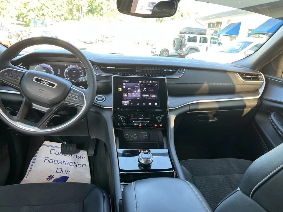 2023 Jeep WL Grand Cherokee - Image 15 of 29