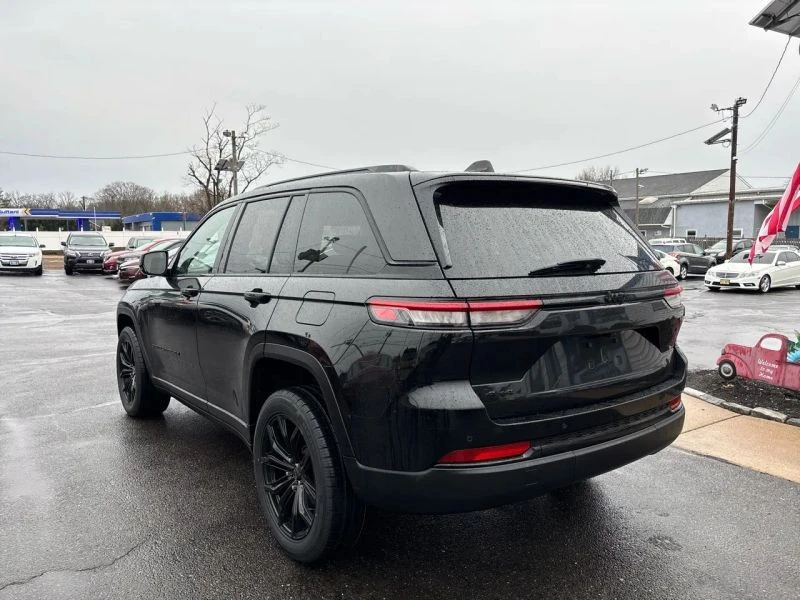 2023 Jeep WL Grand Cherokee - Image 4 of 12