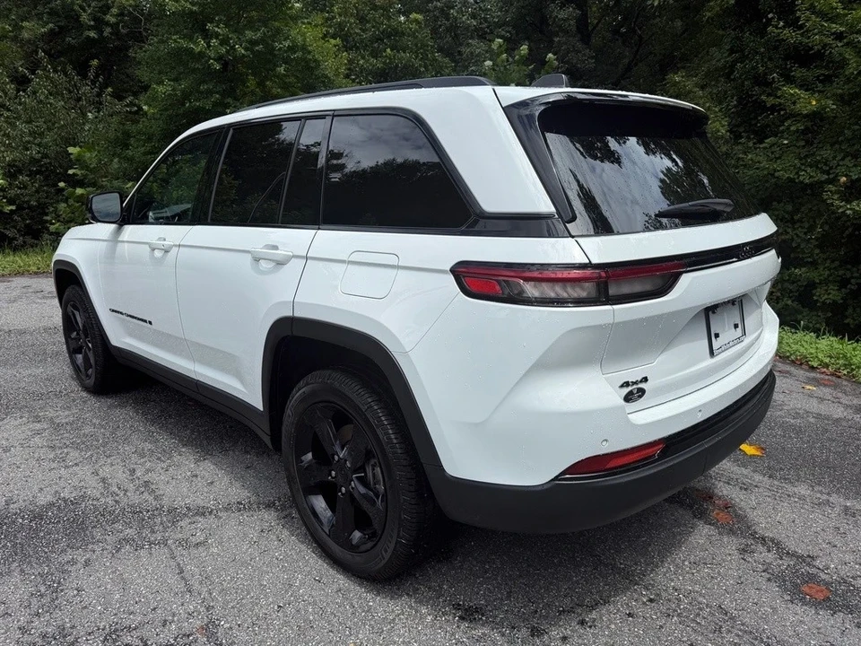 2023 Jeep WL Grand Cherokee - Image 8 of 21