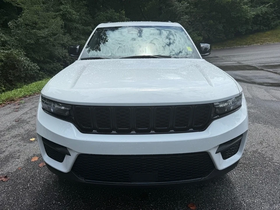 2023 Jeep WL Grand Cherokee - Image 3 of 21