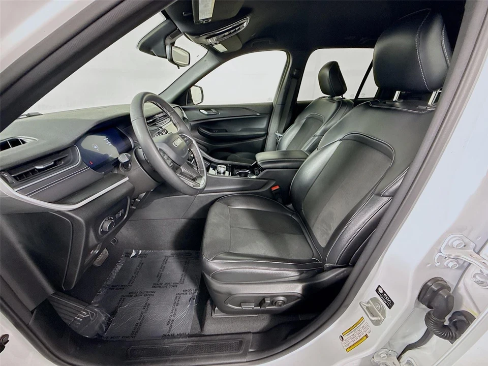 2023 Jeep WL Grand Cherokee - Image 2 of 31