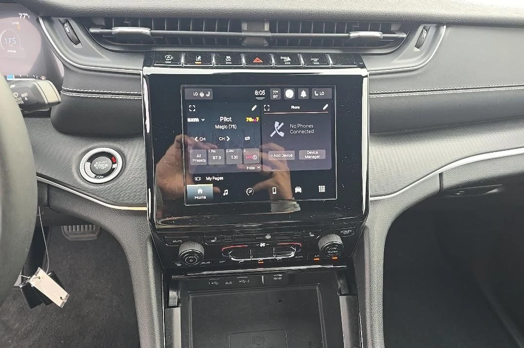 2023 Jeep - Image 6 of 17