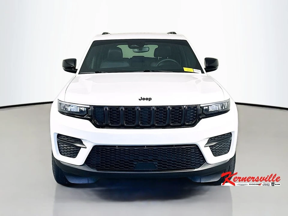 2023 Jeep WL Grand Cherokee - Image 2 of 24