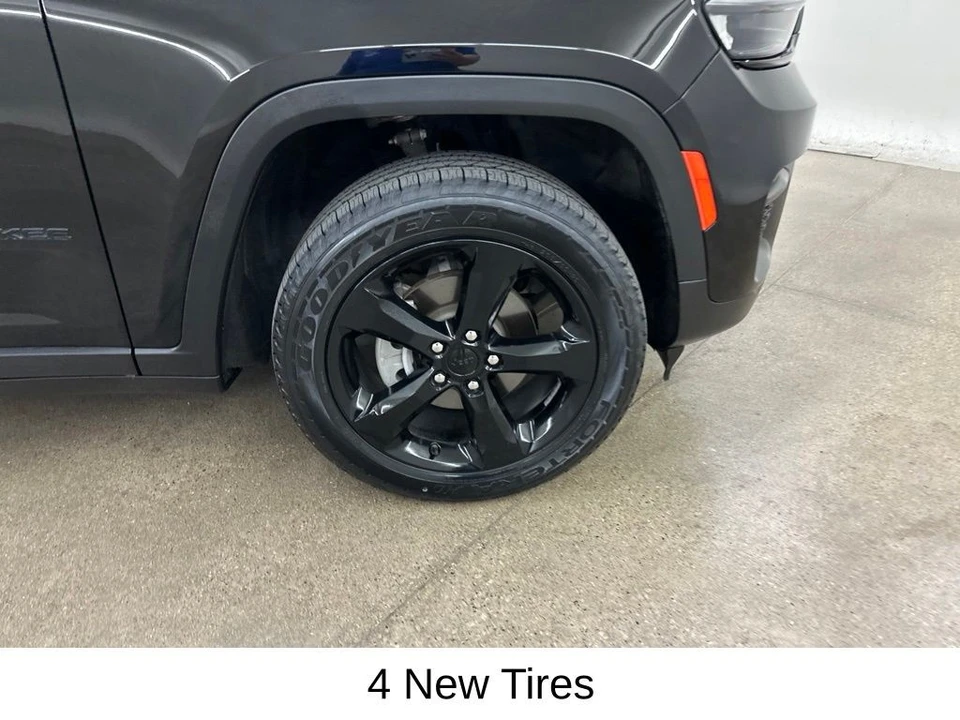 2023 Jeep WL Grand Cherokee - Image 17 of 31