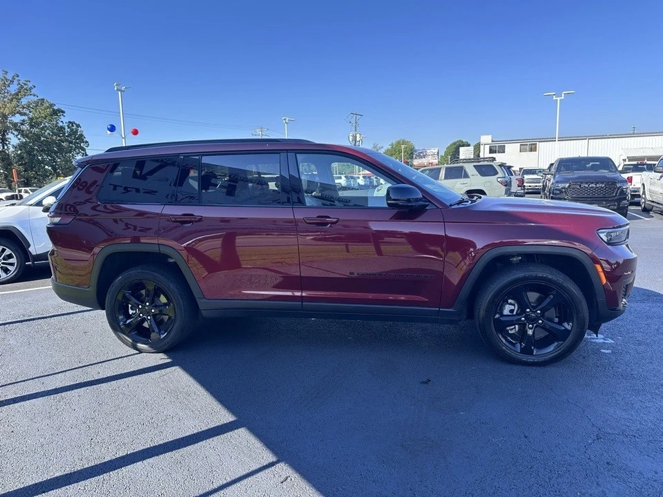 2023 Jeep WL Grand Cherokee - Image 4 of 12
