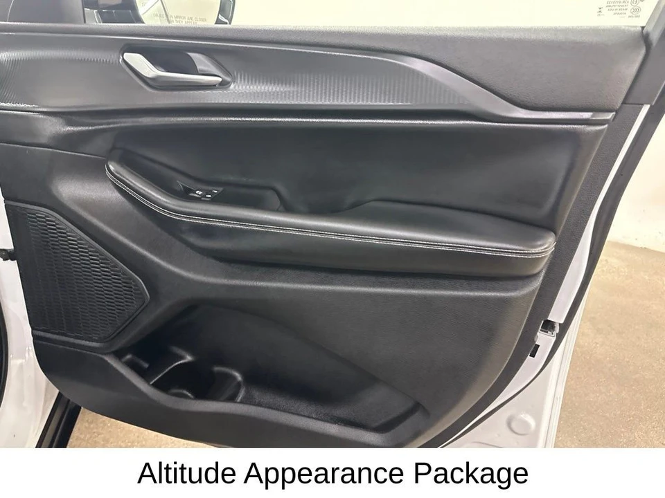 2023 Jeep WL Grand Cherokee - Image 21 of 31
