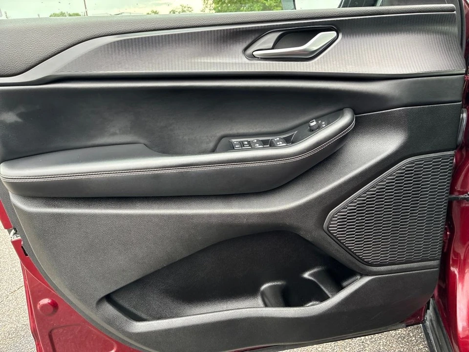 2023 Jeep WL Grand Cherokee - Image 11 of 12
