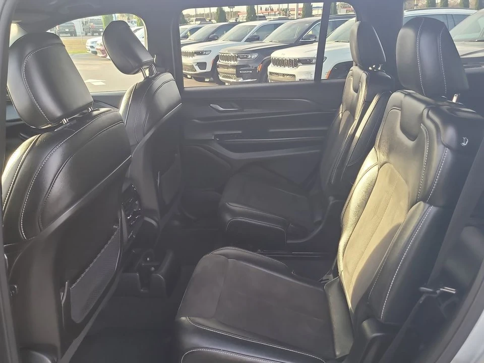 2023 Jeep WL Grand Cherokee - Image 11 of 12