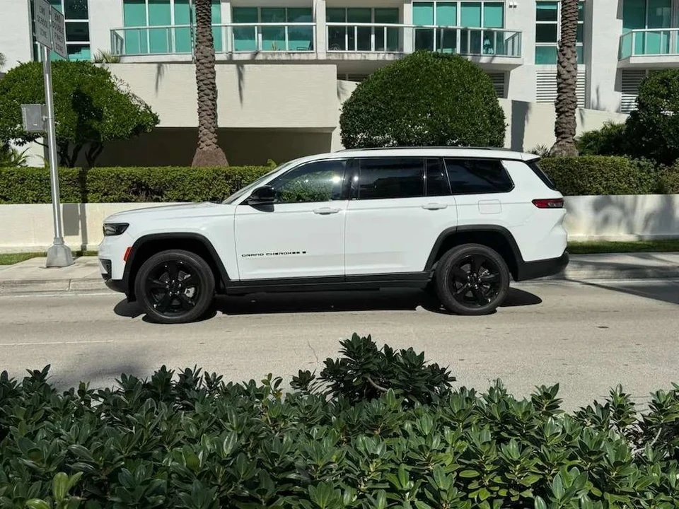 2023 Jeep WL Grand Cherokee - Image 10 of 12