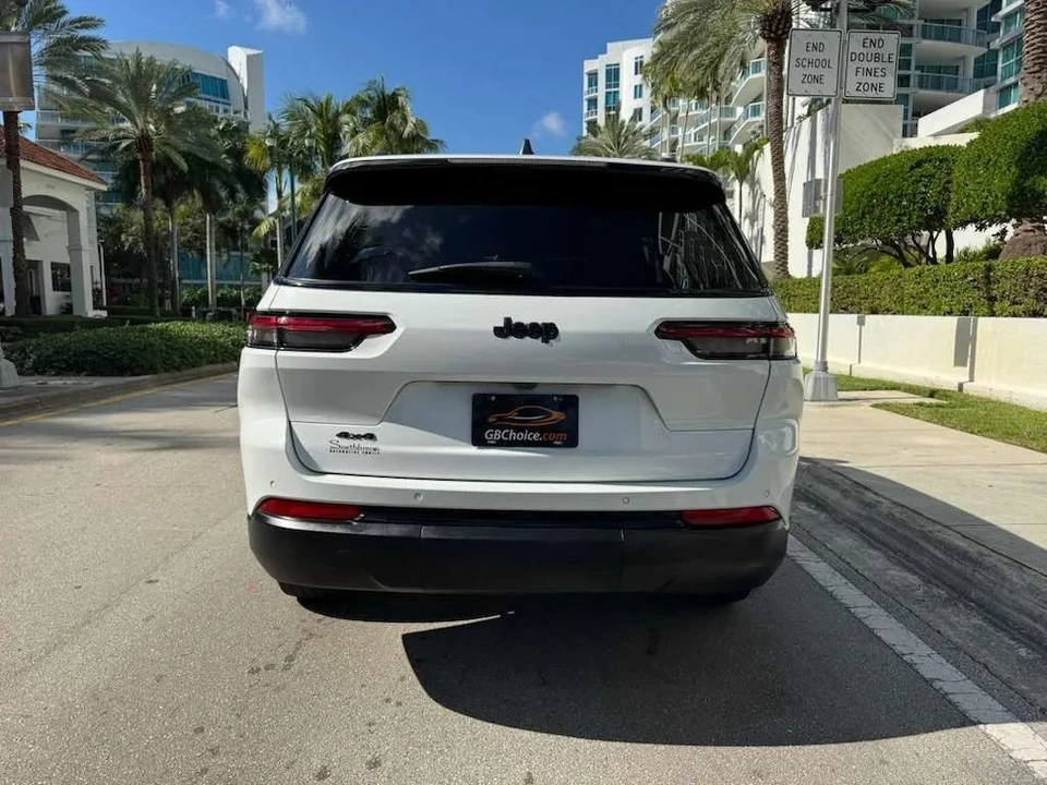 2023 Jeep - Image 6 of 12