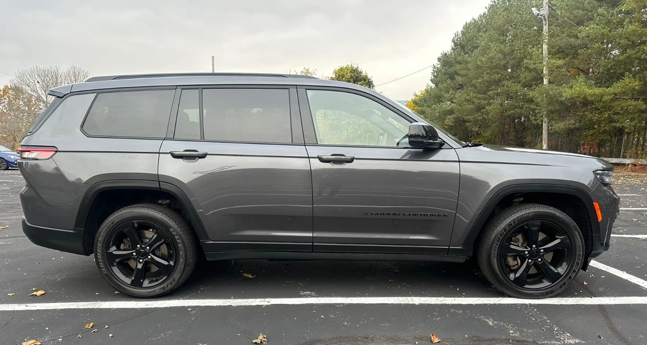 2023 Jeep WL Grand Cherokee - Image 3 of 10