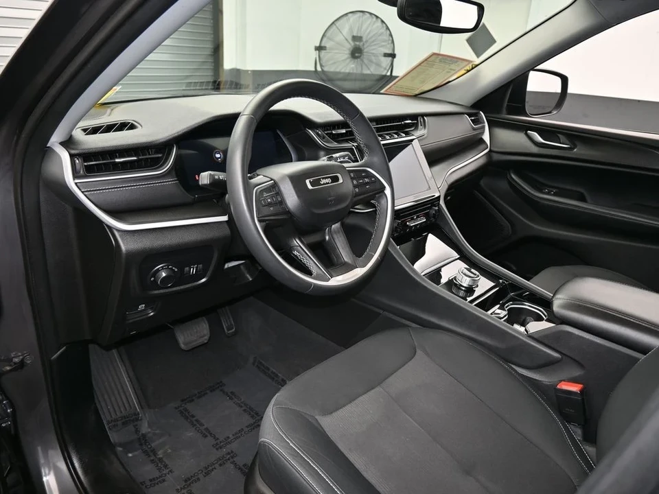 2023 Jeep WL Grand Cherokee - Image 10 of 12