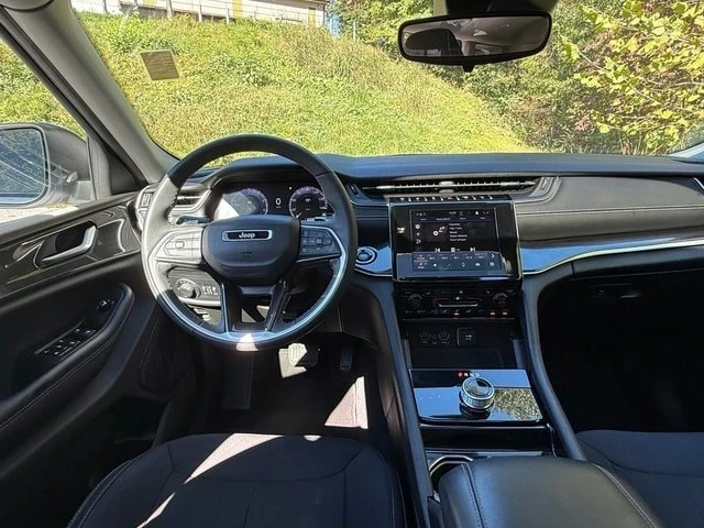 2023 Jeep WL Grand Cherokee - Image 10 of 12