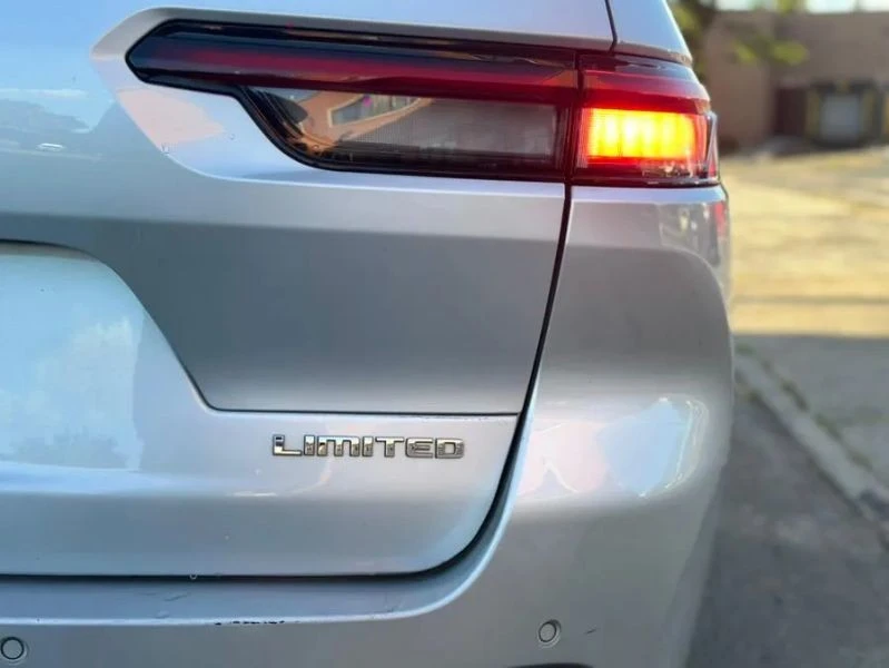 2023 Jeep WL Grand Cherokee - Image 9 of 12