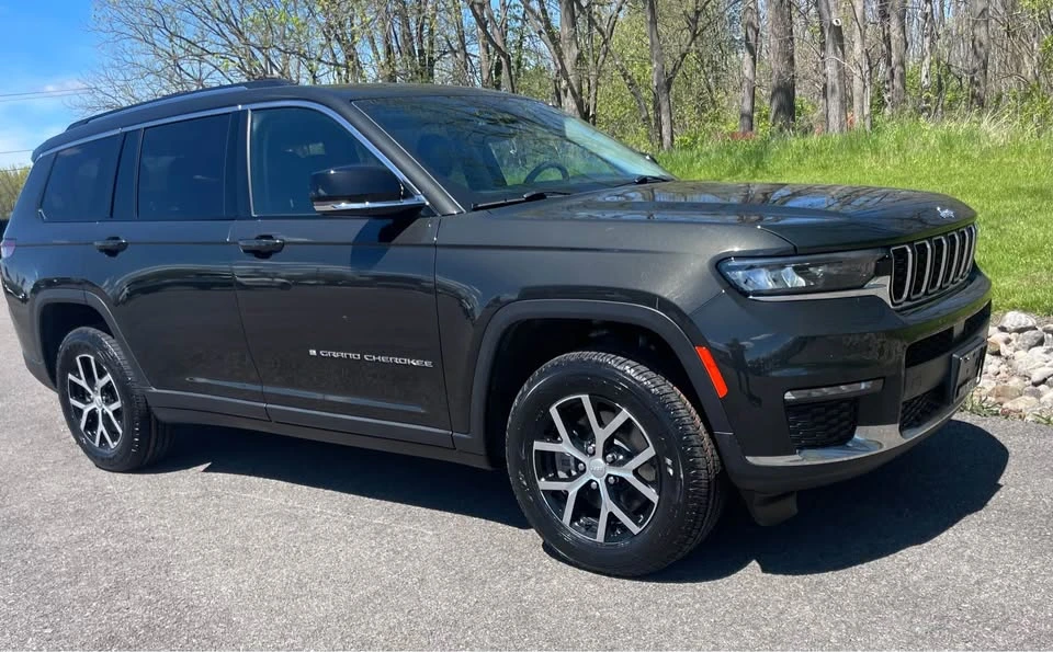 2023 Jeep WL Grand Cherokee - Image 3 of 12