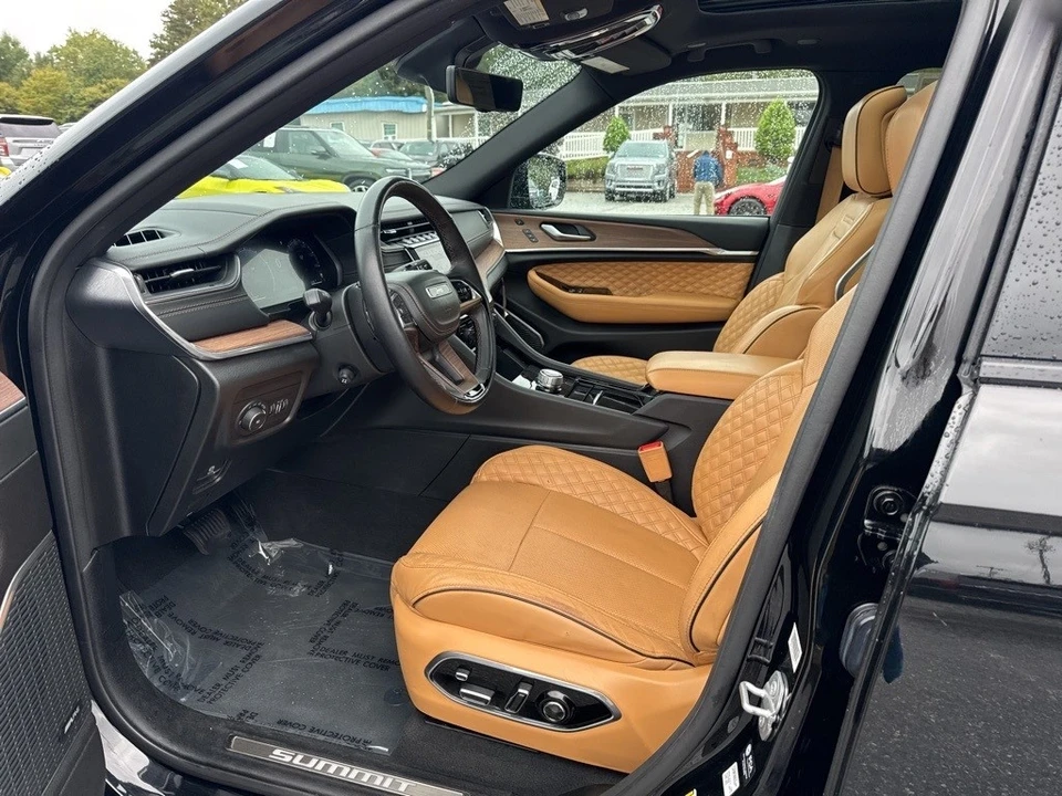 2023 Jeep WL Grand Cherokee - Image 9 of 12