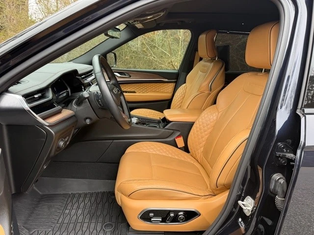 2023 Jeep WL Grand Cherokee - Image 11 of 12