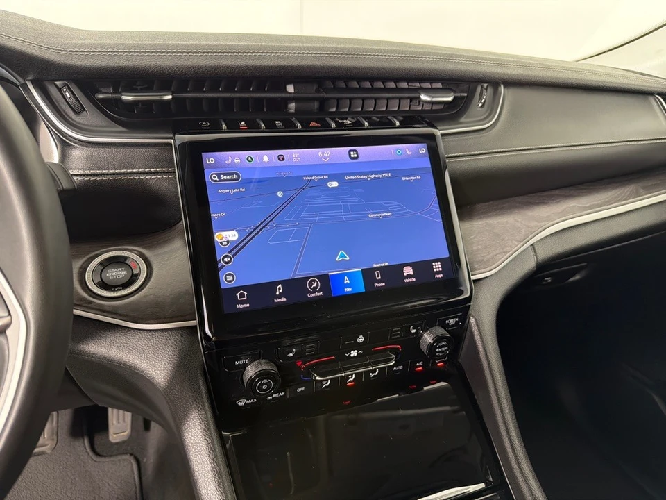 2023 Jeep WL Grand Cherokee - Image 16 of 27