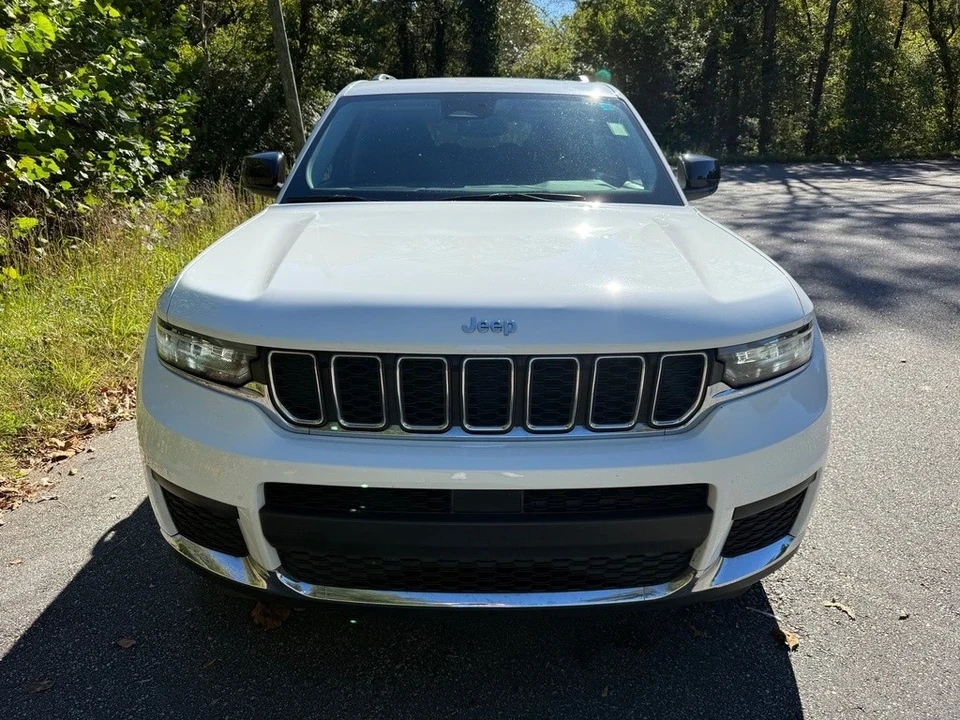 2023 Jeep WL Grand Cherokee - Image 3 of 12